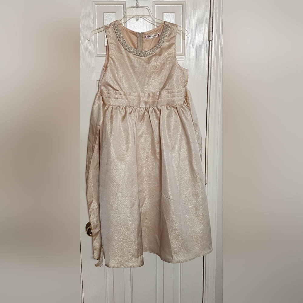 Charming Cream Kids Formal Dress with Embellished Neckline